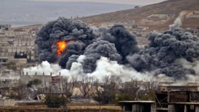 شامی جنگی طیاروں کی داعش کے ٹھکانوں پر حملے، درجنوں ہلاک
