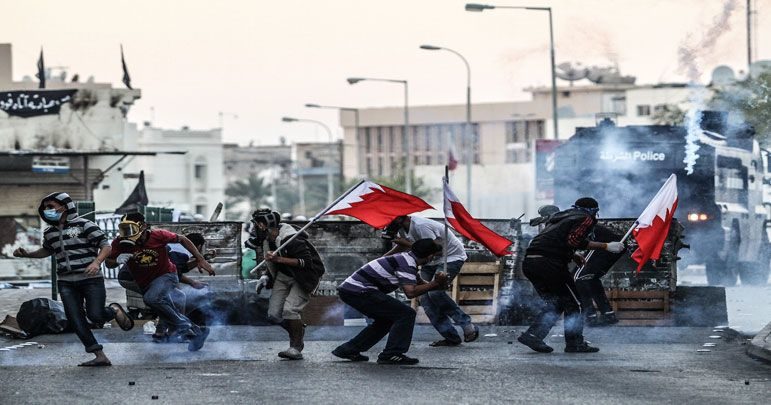 بحرینی شہریوں پر آل خلیفہ کے فوجیوں کے حملے، 5 شہری گرفتار