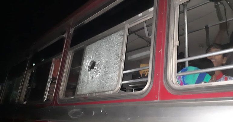 سری لنکا میں مسلم ووٹروں کی بسوں پر فائرنگ، درجنوں زخمی