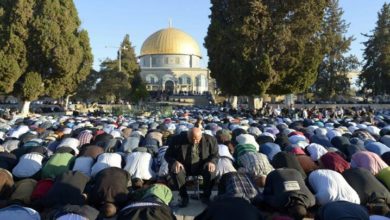 چالیس ہزار فلسطینیوں کی مسجد اقصیٰ میں جمعہ کی ادائیگی