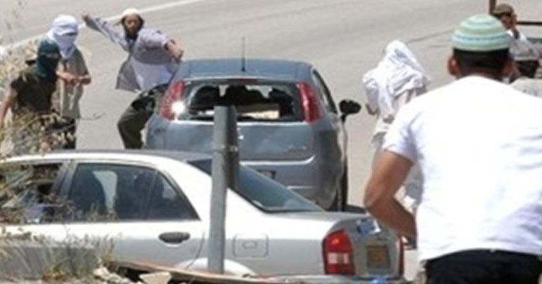 فلسطینی گاڑیوں کی توڑپھوڑ صیہونی آبادکاروں کا مشغلہ بن گیا