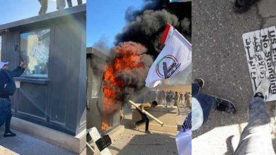 عراق، مظاہرین کا دہشتگردی کے مرکز امریکی سفارتخانے پر حملہ