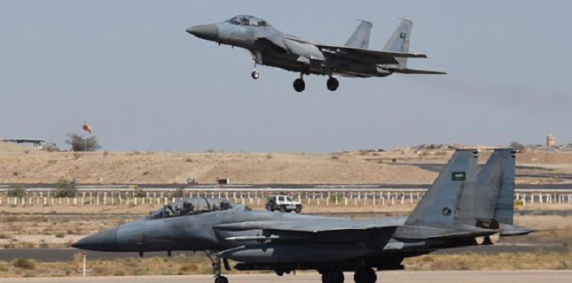 سعودی اتحادی جنگی طیاروں نے اپنے ہی فوجیوں پر بمباری کردی