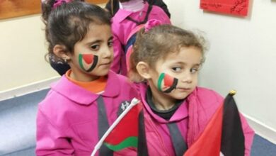 غاصب صیہونی فوجیوں نے فلسطینی پرچم بنانے پر بچی کو گرفتار کر لیا