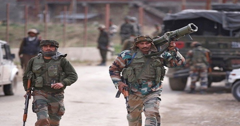 کشمیر میں بھارتی فوج کی فائرنگ سے 4 افراد شہید