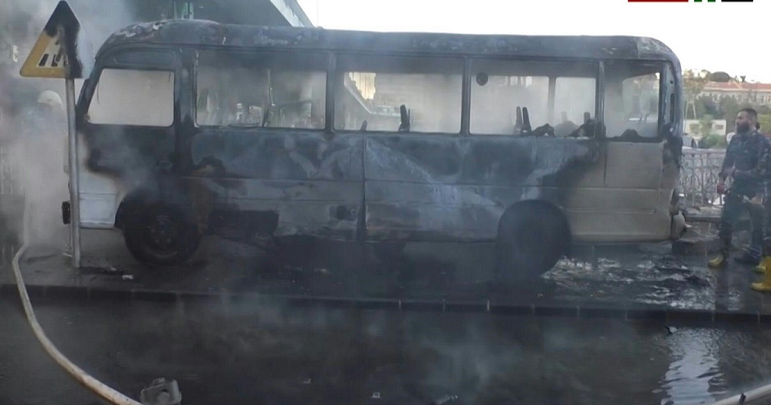 مشرقی شام میں بس پر دہشتگردانہ حملہ، 10 افراد شہید