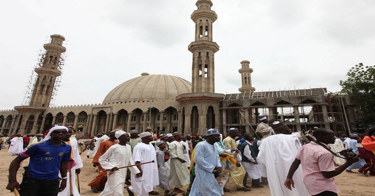 15 worshipers killed in Nigeria mosque attack