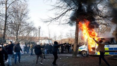 سویڈن میں قرآن پاک کی بے حرمتی کے خلاف احتجاجی مظاہرے