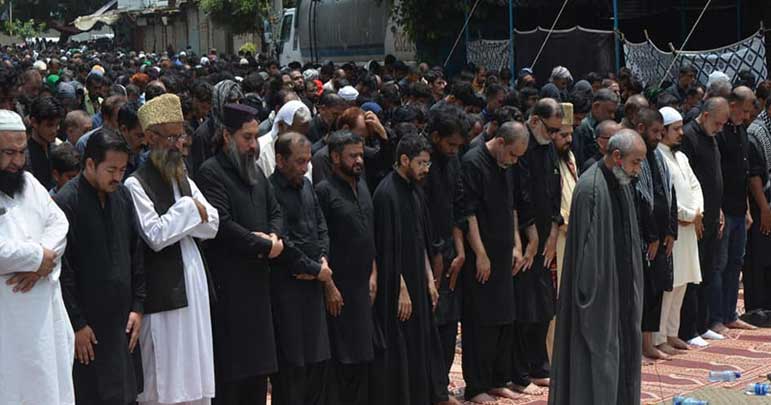 کراچی، نماز دوران مرکزی جلوس میں شیعہ سنی وحدت کا مظاہرہ
