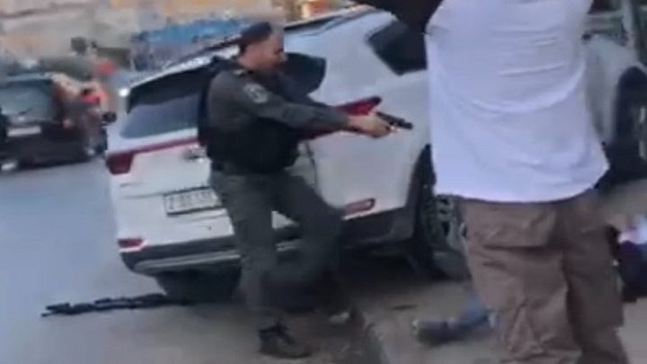 فلسطینی نوجوان کا اسرائیلی فوجی سے اسلحہ چھیننے کی ویڈیو وائرل