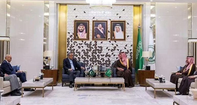 Mohsin Naqvi's meeting with Saudi Interior Minister Abdul Aziz bin Saud bin Nayef in Riyadh