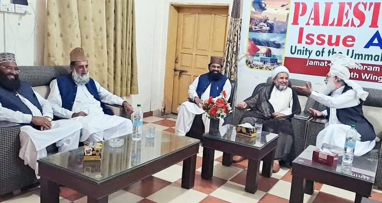 Allama Arif Wahidi meets various Sunni scholars and discusses the situation in the country and the region