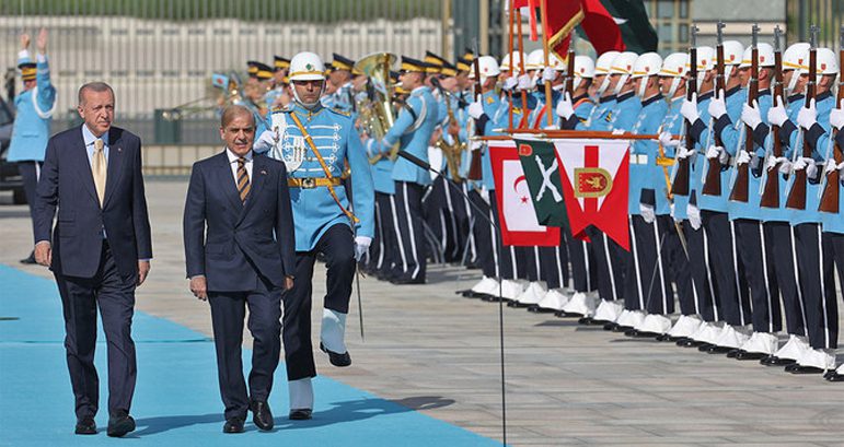 Prime Minister of Pakistan Shahbaz Sharif receives warm welcome upon arrival in Turkey
