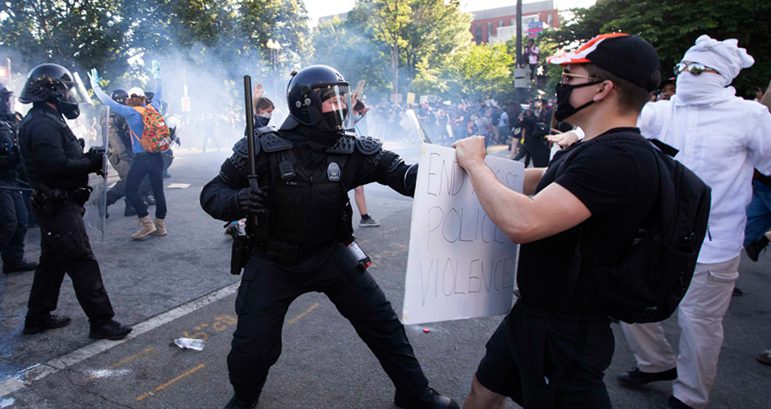 US: Protests against immigration policies spread to various states