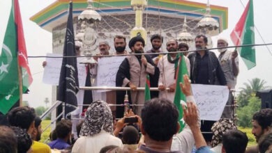 Ahmedpur Sial: MWM protest rally against closure of land routes for pilgrims