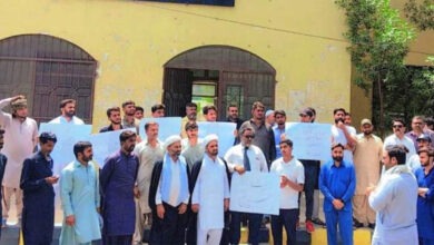 Bahawalpur, MWM holds protest against closure of land route